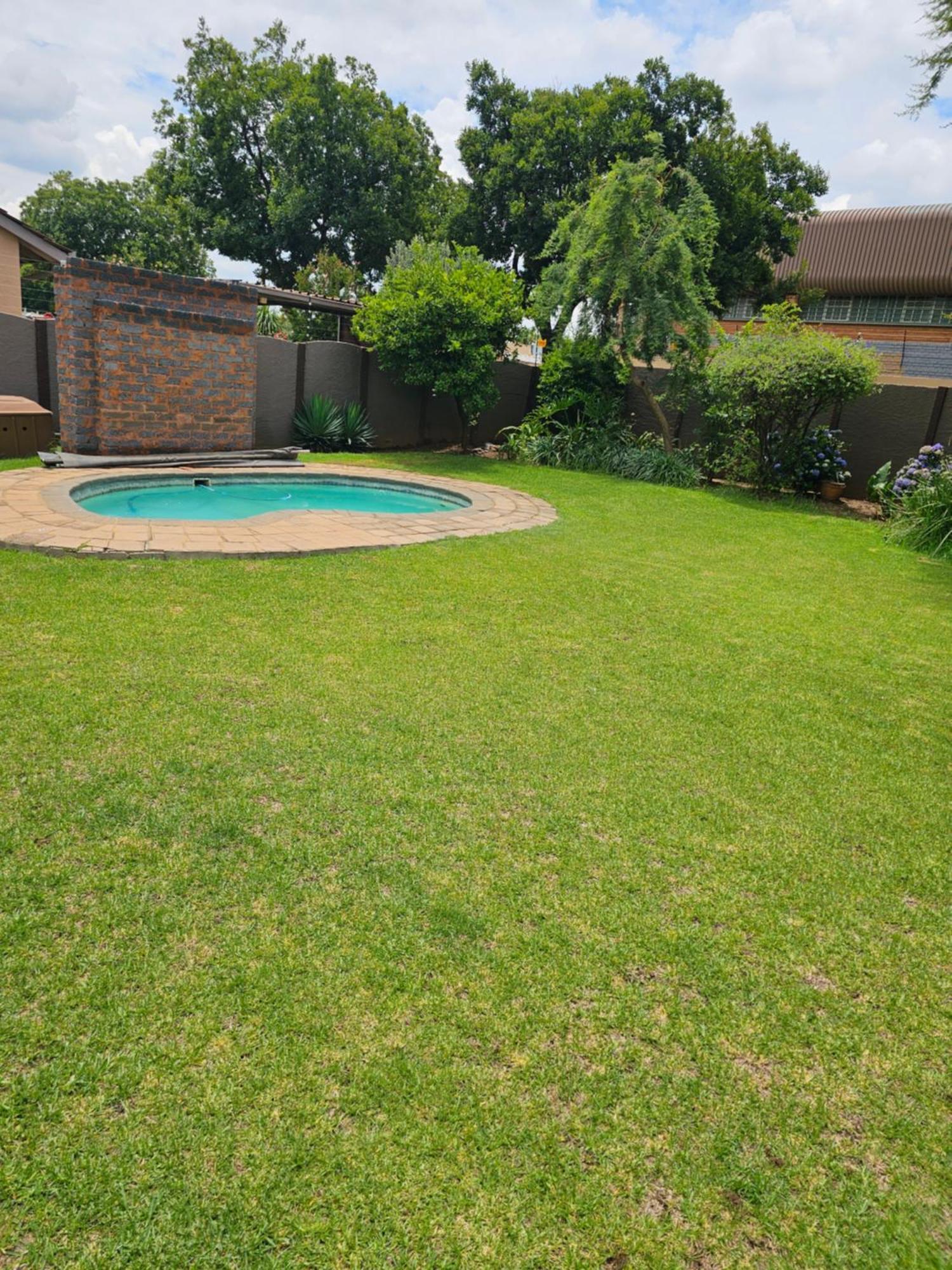Grey Heron Boksburg Exterior photo
